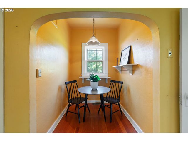 6635 Ne MALLORY Ave, Portland, OR 97211