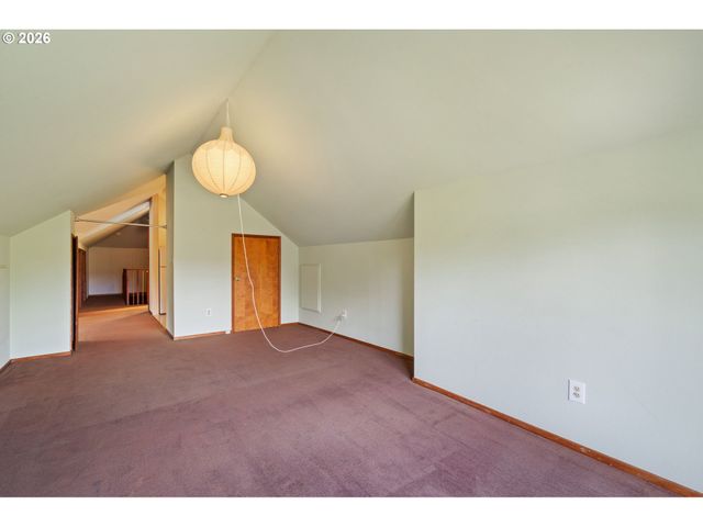 6635 Ne MALLORY Ave, Portland, OR 97211