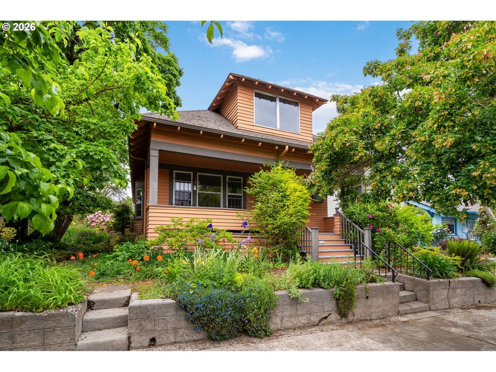 6635 Ne MALLORY Ave, Portland, OR 97211