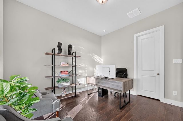 1580 Verwood Circle, Farmers Branch, TX 75234