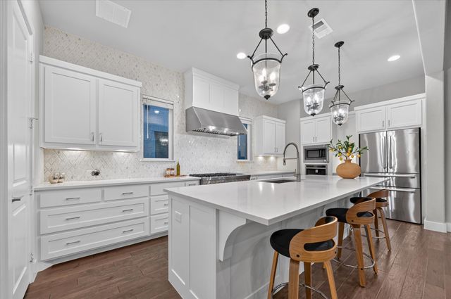 1580 Verwood Circle, Farmers Branch, TX 75234