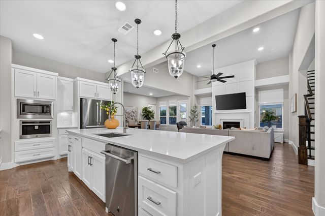 1580 Verwood Circle, Farmers Branch, TX 75234