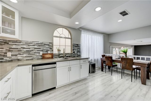 8348 Brittany Harbor Drive, Las Vegas, NV 89128