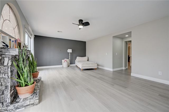 8348 Brittany Harbor Drive, Las Vegas, NV 89128