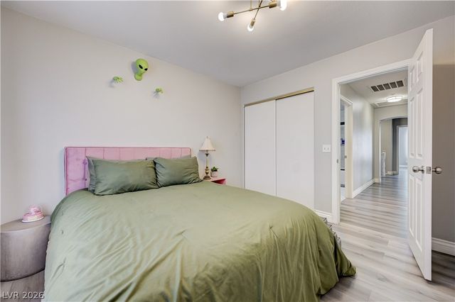 8348 Brittany Harbor Drive, Las Vegas, NV 89128