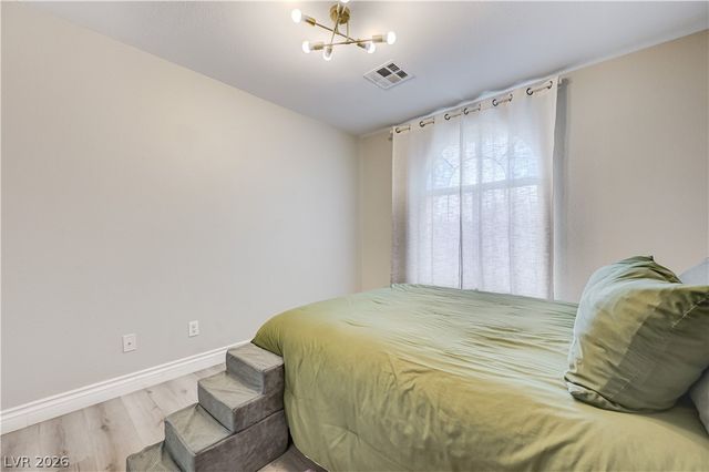 8348 Brittany Harbor Drive, Las Vegas, NV 89128