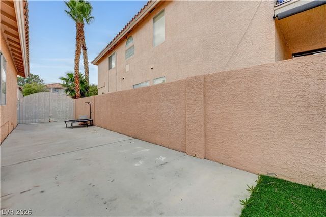 8348 Brittany Harbor Drive, Las Vegas, NV 89128