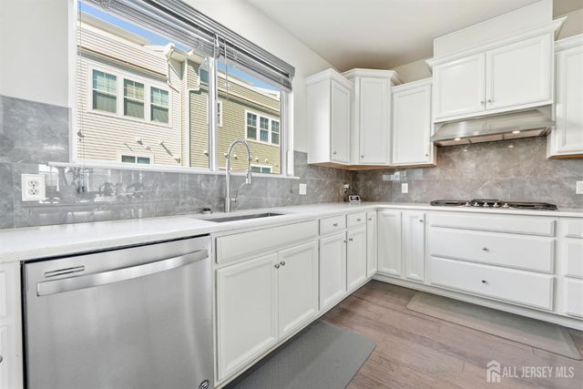 60 Audley Street, North Brunswick, NJ 08902