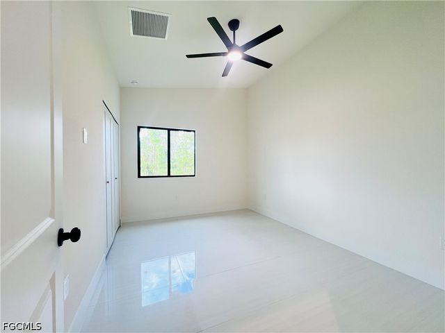 712 Bumby ST E, Lehigh Acres, FL 33974
