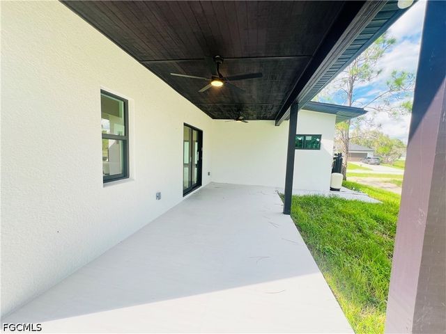 712 Bumby ST E, Lehigh Acres, FL 33974