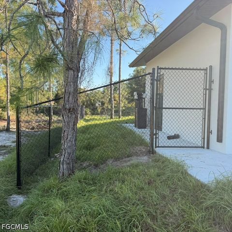 712 Bumby ST E, Lehigh Acres, FL 33974