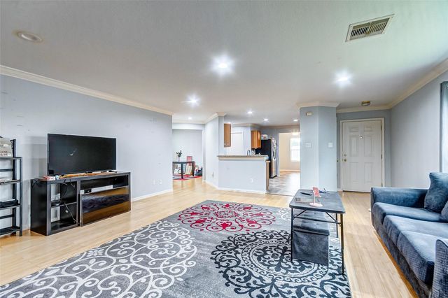 10627 Ince Lane, Houston, TX 77040