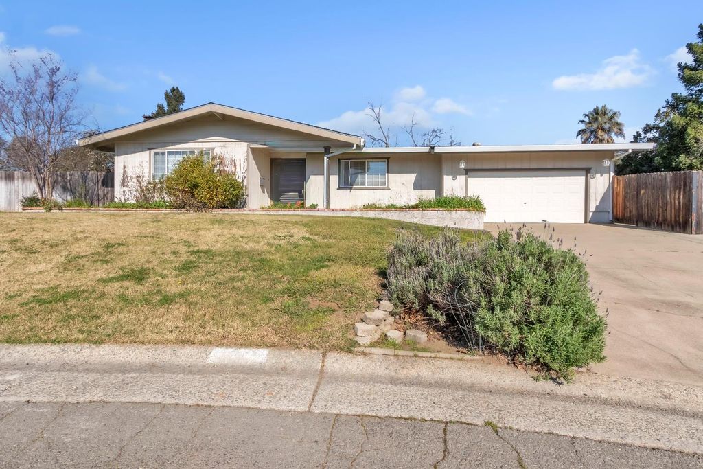 5740 Southview Ct, Citrus Heights, CA 95610