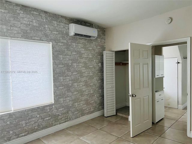 1536 Polk St 6, Hollywood, FL 33020