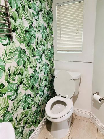 1536 Polk St 6, Hollywood, FL 33020