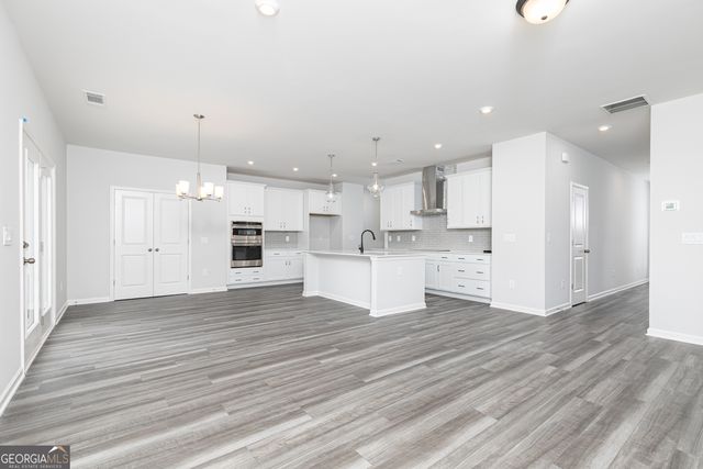 329 Cavalier Lane SE, Acworth, GA 30102