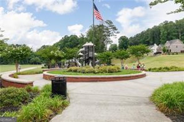 329 Cavalier Lane SE, Acworth, GA 30102