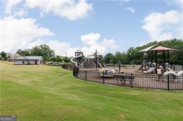 329 Cavalier Lane SE, Acworth, GA 30102