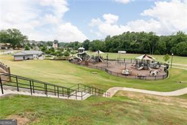 329 Cavalier Lane SE, Acworth, GA 30102