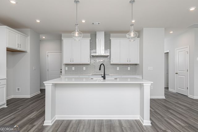 329 Cavalier Lane SE, Acworth, GA 30102