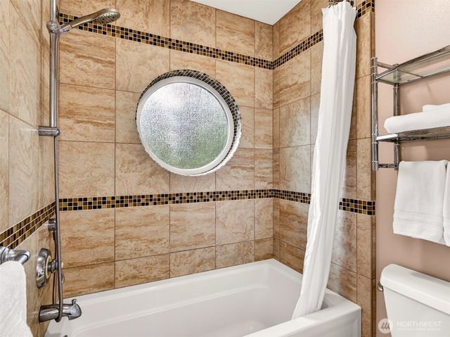 14425 235th Street SE, Snohomish, WA 98296