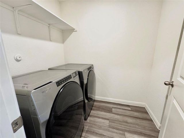 102 Gemsbok RD, Hutto, TX 78634