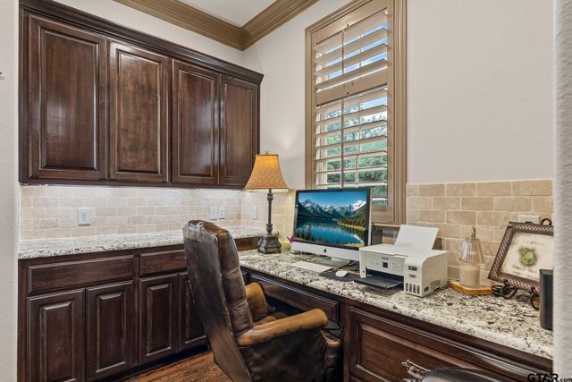 11374 S Texas Highway 154, Yantis, TX 75497