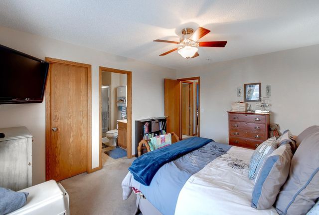 502 Springwheat Drive, Dundas, MN 55019