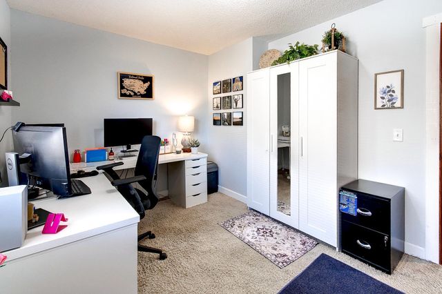 502 Springwheat Drive, Dundas, MN 55019