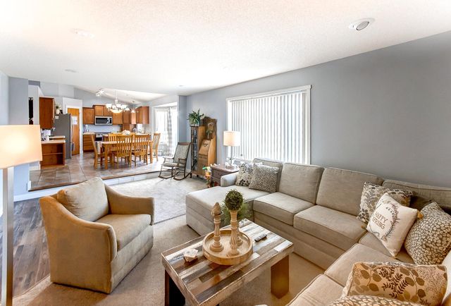 502 Springwheat Drive, Dundas, MN 55019