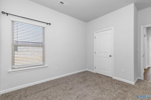 6608 Shearleaf Road NW, Huntsville, AL 35806