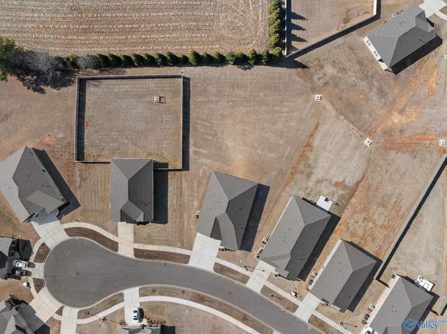 6608 Shearleaf Road NW, Huntsville, AL 35806