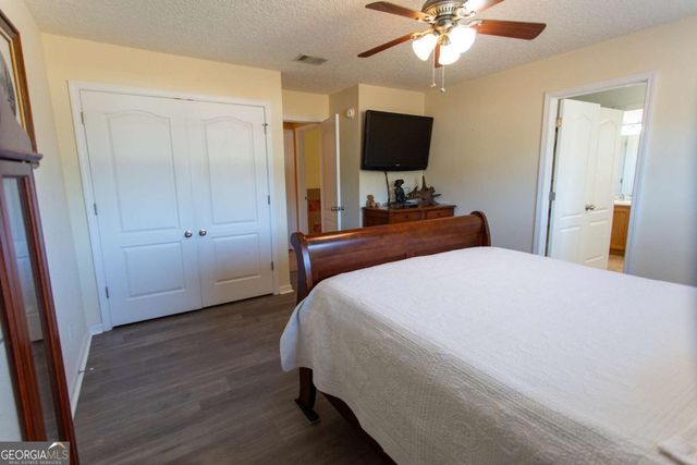 1351 Old Screven Road, Jesup, GA 31545