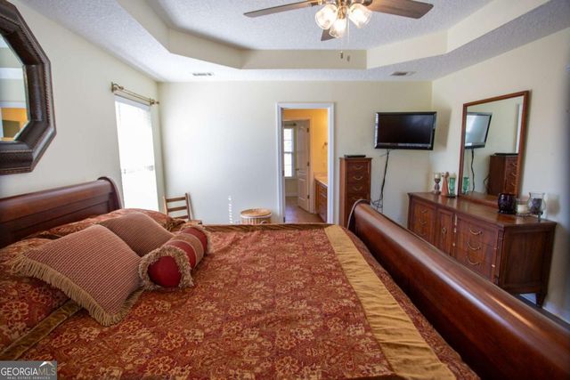 1351 Old Screven Road, Jesup, GA 31545