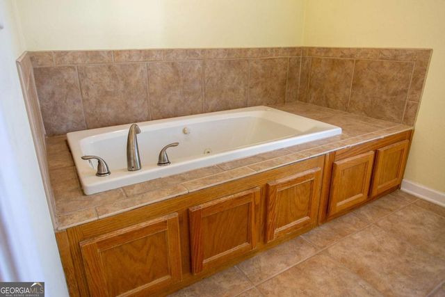 1351 Old Screven Road, Jesup, GA 31545