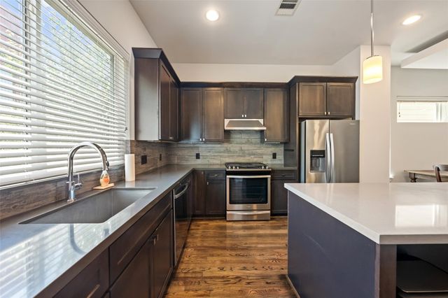 314 Eado Park Circle, Houston, TX 77020