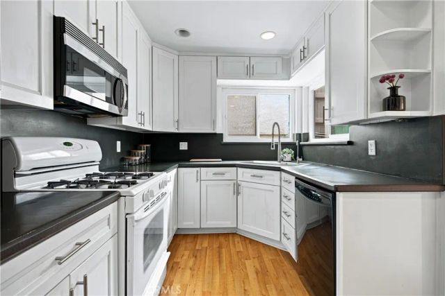 4675 Willis 105, Sherman Oaks, CA 91403