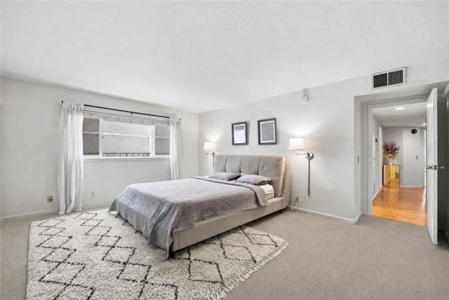 4675 Willis 105, Sherman Oaks, CA 91403