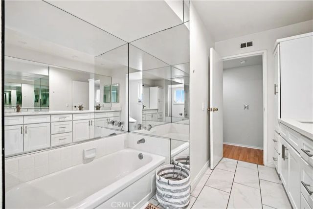 4675 Willis 105, Sherman Oaks, CA 91403