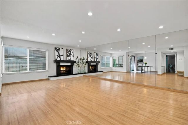 4675 Willis 105, Sherman Oaks, CA 91403