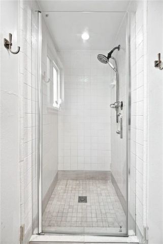4675 Willis 105, Sherman Oaks, CA 91403