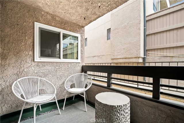 4675 Willis 105, Sherman Oaks, CA 91403