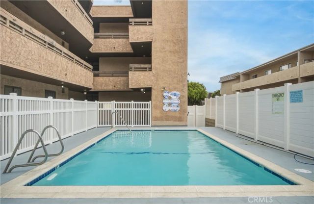 4675 Willis 105, Sherman Oaks, CA 91403