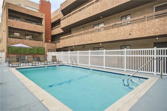 4675 Willis 105, Sherman Oaks, CA 91403