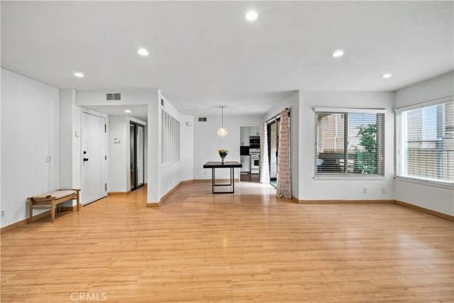 4675 Willis 105, Sherman Oaks, CA 91403