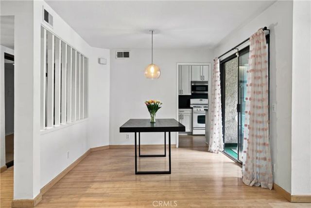 4675 Willis 105, Sherman Oaks, CA 91403