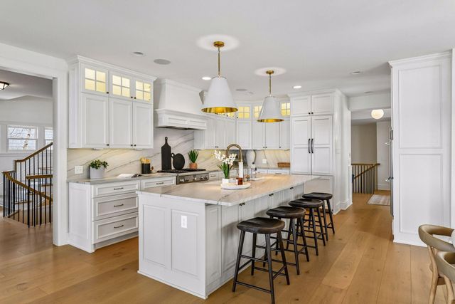 2442 Lafayette Road, Wayzata, MN 55391