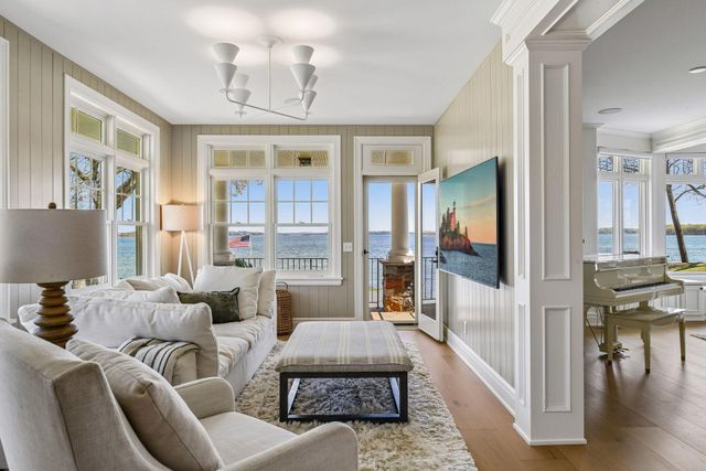 2442 Lafayette Road, Wayzata, MN 55391