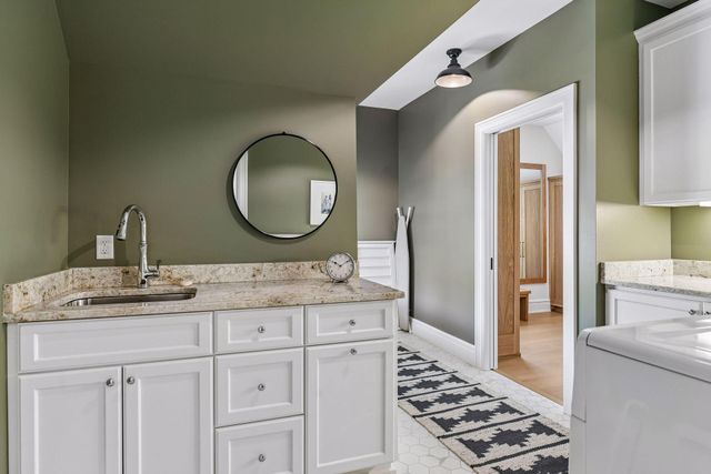 2442 Lafayette Road, Wayzata, MN 55391
