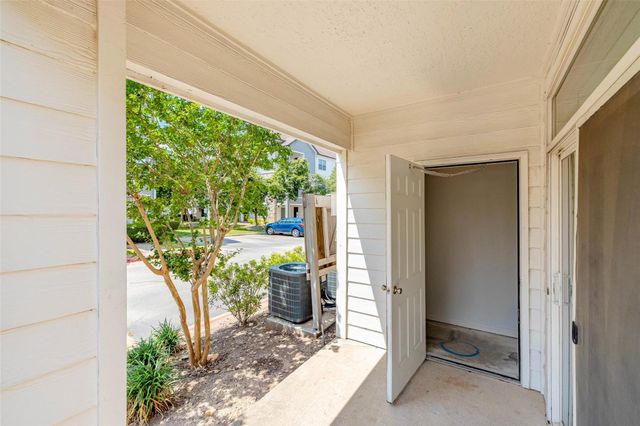 12215 Hunters Chase DR S-5105S, Austin, TX 78729